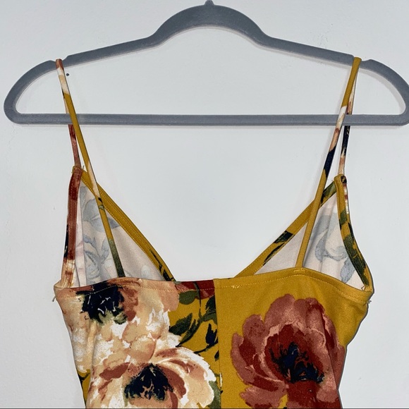 Floral mustard dress size small - Picture 4 of 5